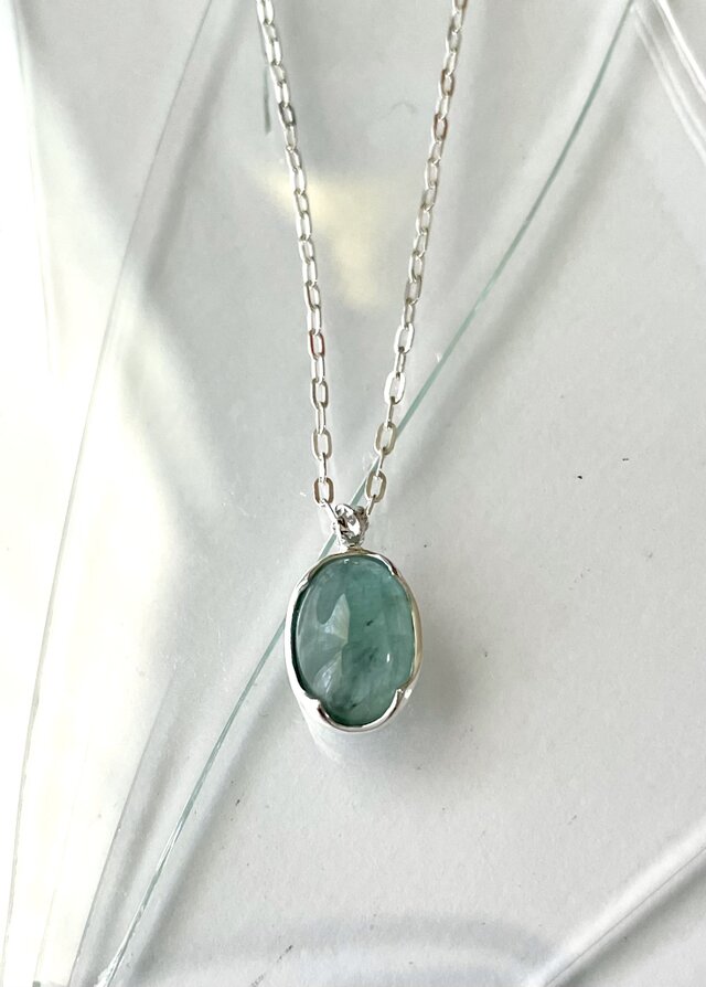 グランディディエライトのペンダント