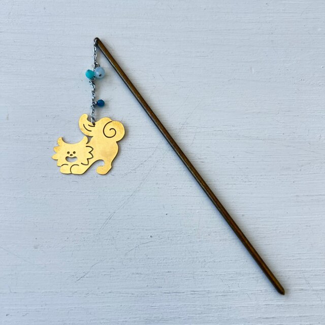 『ねこからうまれちゃった、おしりトントンしてほシーサー』のかんざし兼用根付(帯飾り)　浴衣