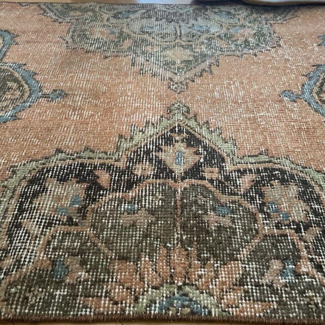 72×86 テラコッタカラー オリエンタル柄 トルコヴィンテージラグ