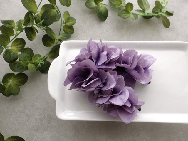 大きな花びら 紫陽花 バナナクリップ □ SHABBY 4色展開 □ パープル