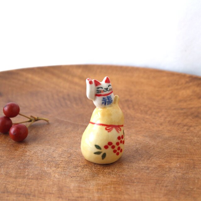 瓢箪置物  招き猫　ハンドメイド 招き猫 瓢箪と打ち出の小槌 | iichi 日々の暮らしを心地よくする