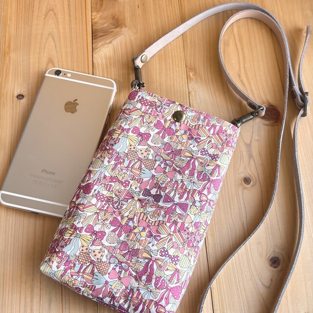 リバティ　スマホポーチ　持ち手/ショルダー　帆布裏地　本革ベルト＜Jenny's Ribbons＞(ジェニーズリボンズ)