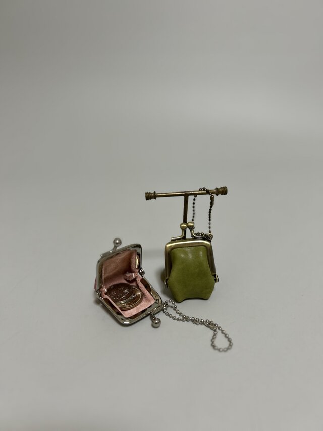 たつのレザーmini miniがま口コインケース◆オリーブ　アクセサリー入れ　小銭入れ　革財布