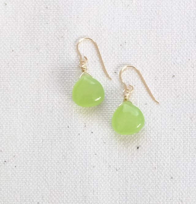 s192-630【天然石 マスカットジェード】14kgf シャインマスカット