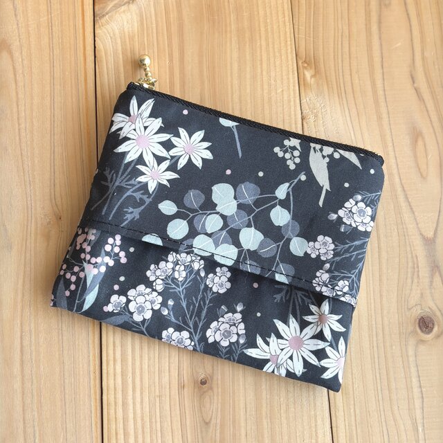 リバティ　ティッシュポーチ　＜Dotty Mimos＞(ドッティ・ミモス)