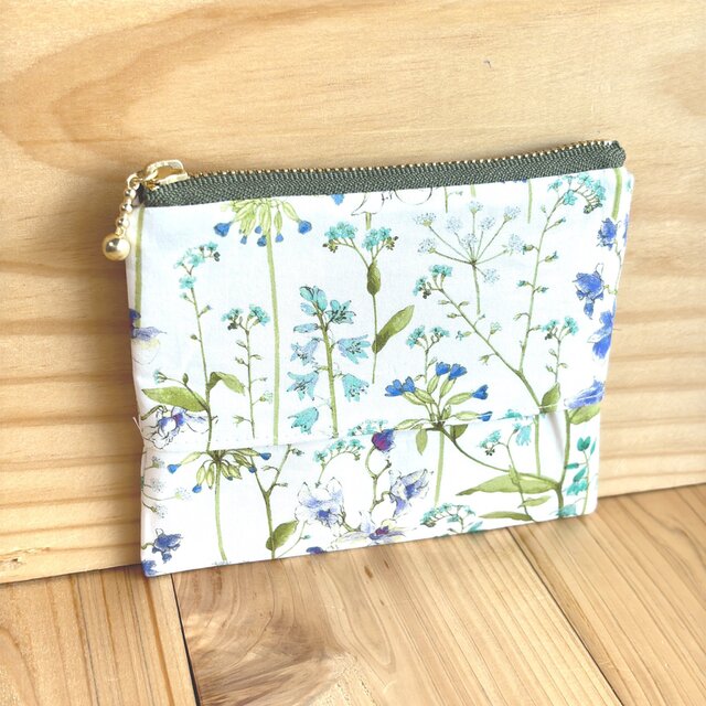 リバティ　ティッシュポーチ　＜Theodora＞(セオドラ)