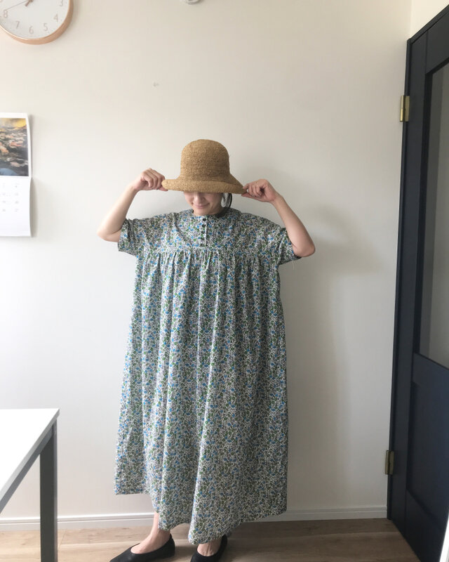 フラワープリントのワンピース（o-op-029)