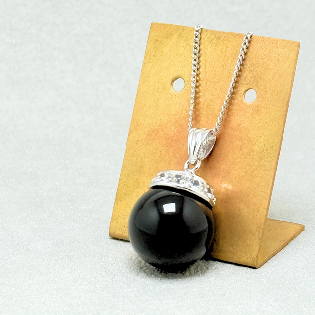 15mm 夜の果実 オニキス/黒瑪瑙  RHP 天然石ネックレス - Droplet