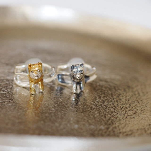 茶柴犬のイヤーカフ 左耳用