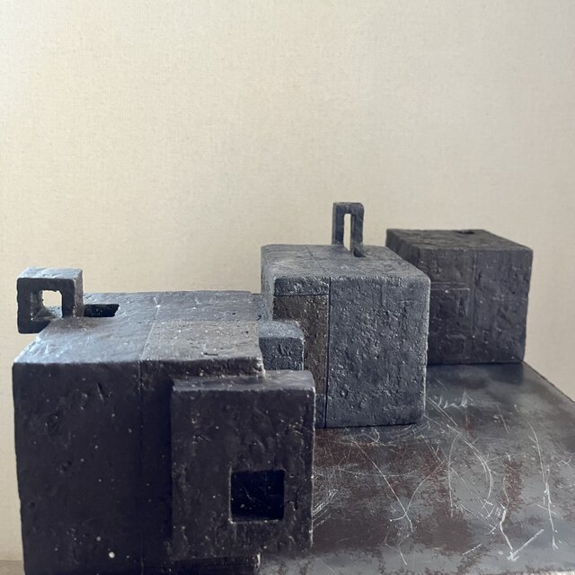 オブジェ　(花器)　黒釉&焼締　幾何学紋　box on box  No.3、4、5