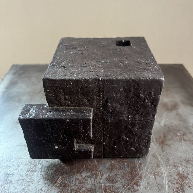 オブジェ (花器) 黒釉&焼締 幾何学紋 box on box No.3、4、5 | iichi