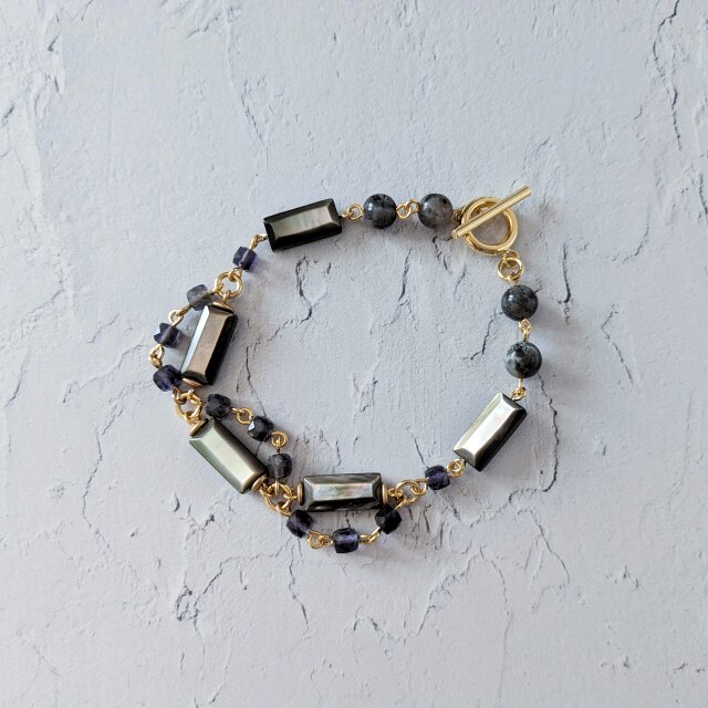 ブラックシェルのブレスレット(B0374)