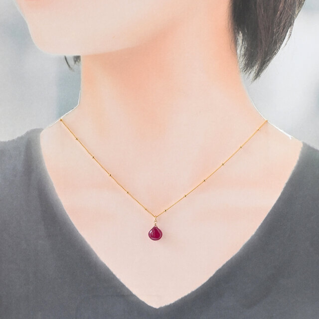 大粒ルビーの一粒ネックレス　14KGF★ ☆SALE】宝石質ルビーの一粒石ネックレスA・14kgf | iichi 日々の