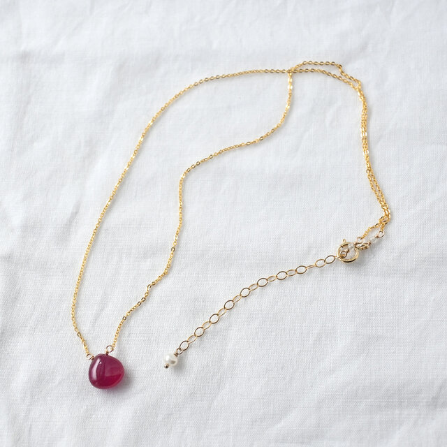 Ruby】宝石質ルビーの一粒ネックレストップ 宝石質ルビーの一粒石