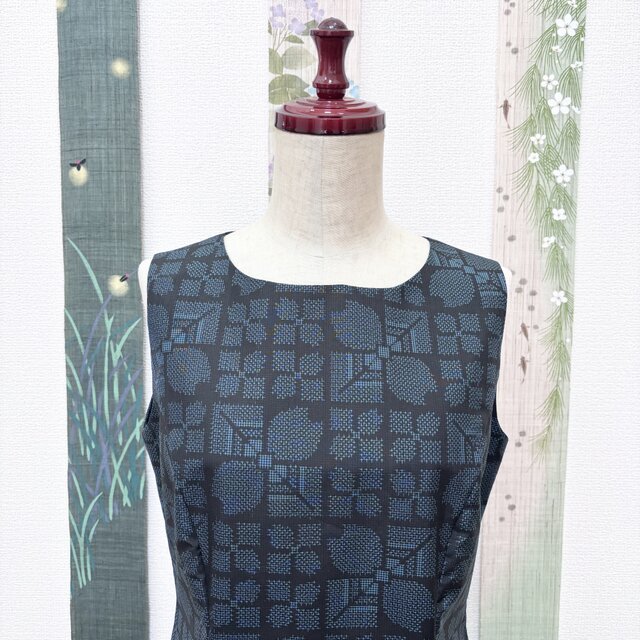 め1036着物リメイク正絹村山大島紬藍泥染め前開きギャザーワンピース