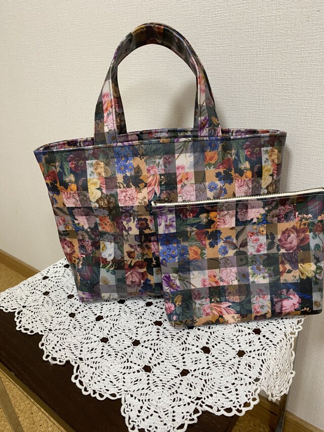 受注制作】雨も楽しい リバティ帆布ラミネート トートバッグ