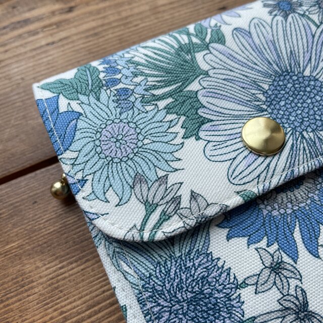 二つ折り財布・ブルー系花柄オックス | iichi 日々の暮らしを