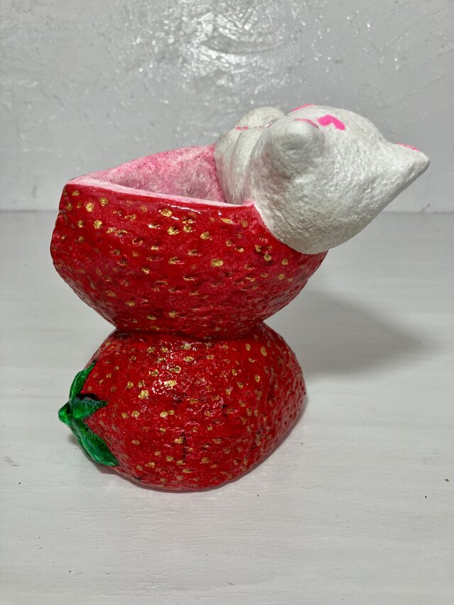 植木鉢 セメント ミニプランターサイズ白猫いちご形プランターオブジェ