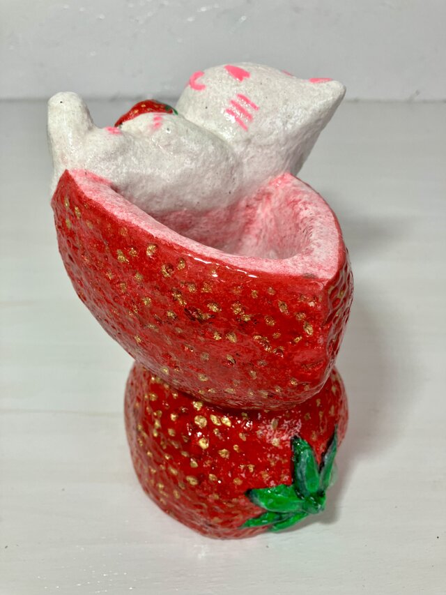 植木鉢 セメント ミニプランターサイズ白猫いちご形プランターオブジェ