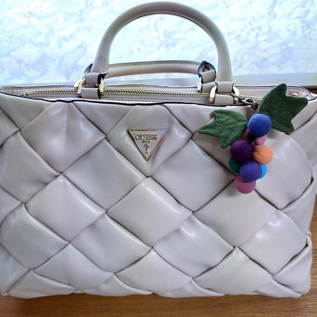 コロッとかわいいぶどうのバッグチャームB