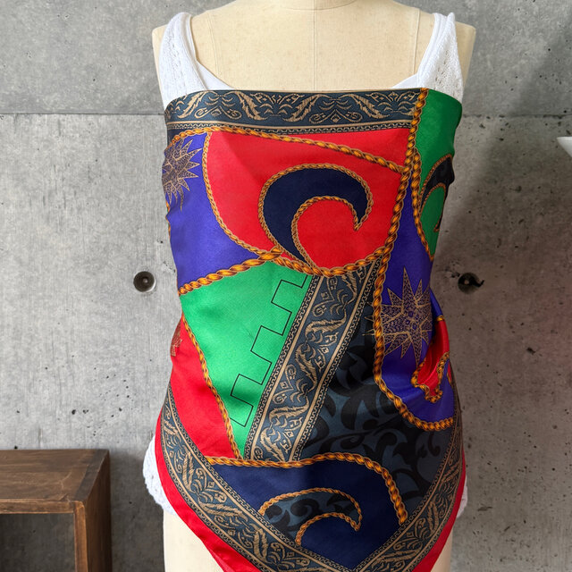 SC15-ヴィンテージスカーフ U.S.A. Artistic Textile Red Green