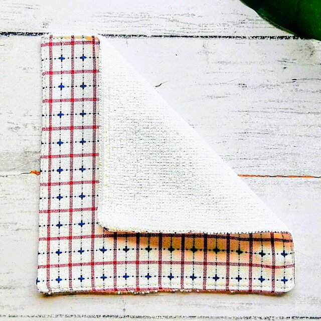 タオルハンカチ　15cm角　コットン　マイクロファイバー　名入れ　ループ