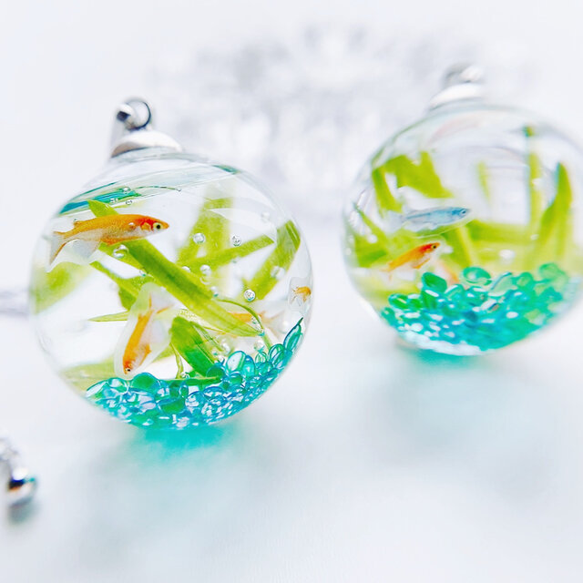 めだかのガラスドーム  金魚鉢  summer ロングネックレス