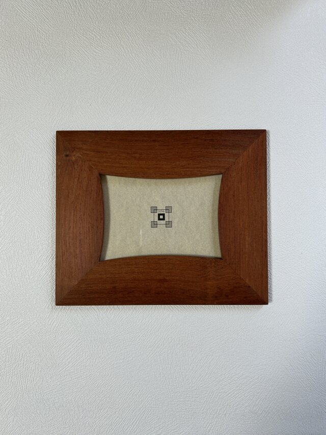 チーク無垢材を天然オイルで仕上げたフォトフレーム