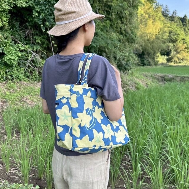 トート （M・サイドポケット付）「スターフルーツ」スター_星柄