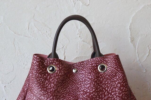 トートバッグ エンジ色 軽量 柔らか ハンドメイド 725 | iichi