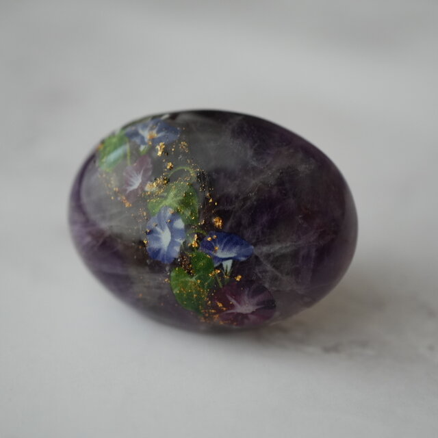 iichi限定）天然石アメジストと朝顔、金箔の帯留め【一点物】 | iichi