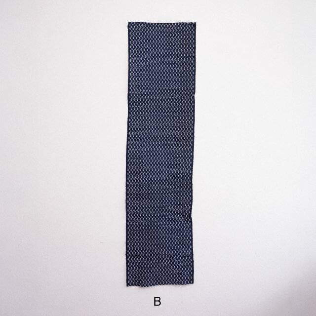 絣　木綿　反物　着物　はぎれ　藍染　古布 cde47c93746f9a037794ff983565c5