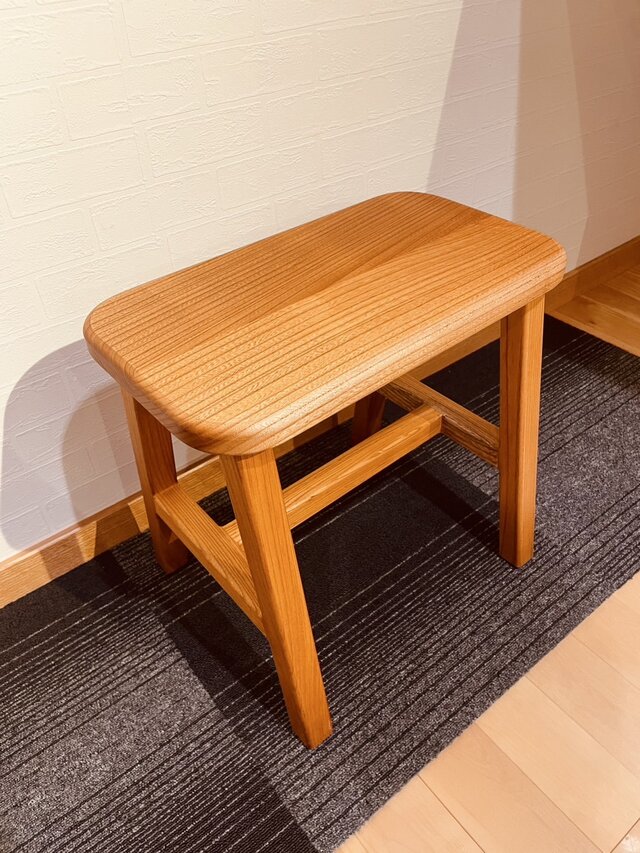欅（けやき）スツール　無垢材 欅（けやき）スツール 無垢材