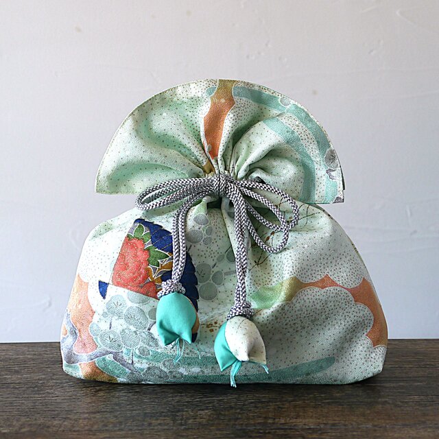 着物　巾着　幸せを呼ぶFUGURO　中サイズ