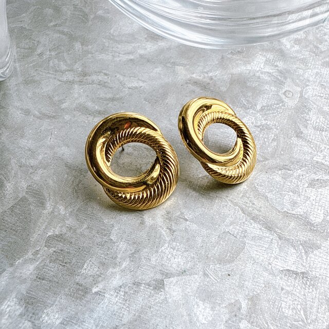 PA364-【 AVON 】エイボン・ヴィンテージピアス 1991 Textured Hoops Gold Tone