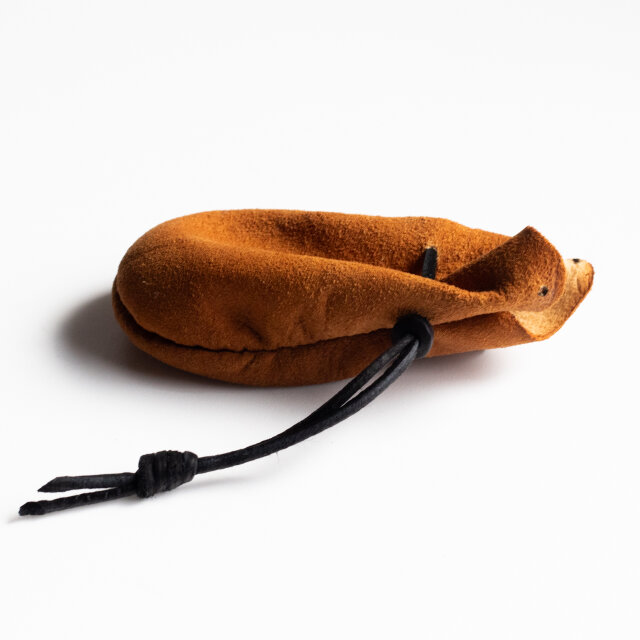 鹿革巾着 燻革匂い袋 | iichi 日々の暮らしを心地よくするハンドメイド