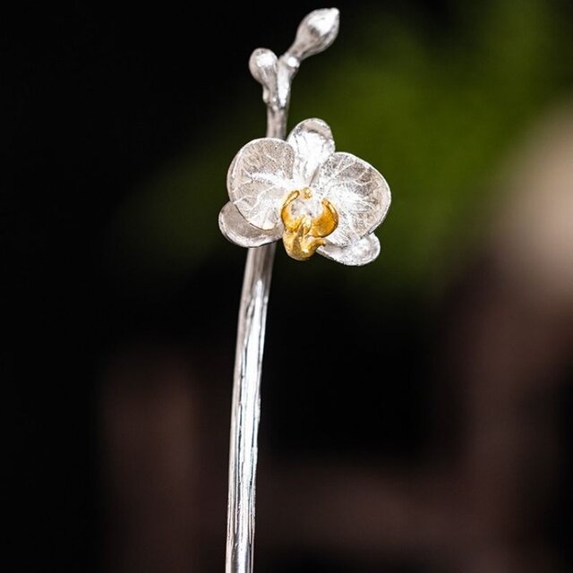 胡蝶蘭のかんざし - まるで本物の花のように K174 | iichi 日々の