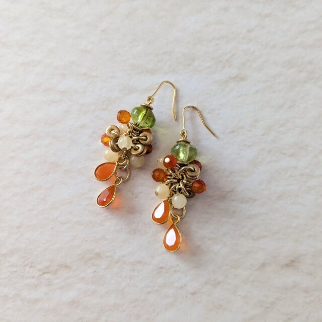 金具変更OK　カーネリアンのイヤーアクセサリー（P1083）