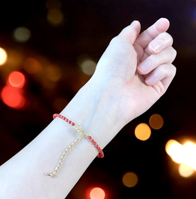 2.5mm赤珊瑚とメタルビーズのデザインブレスレット K16GP PPA0043