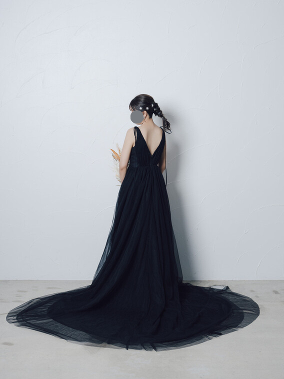 実例写真！パーティードレス ブラック キャミソール Vネック チュールスカート スレンダーライン 前撮り