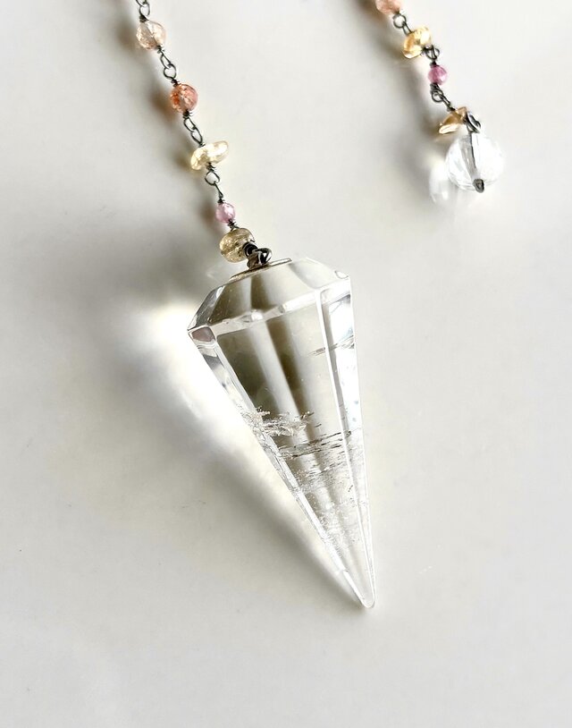 水晶とサンストーンのペンデュラム