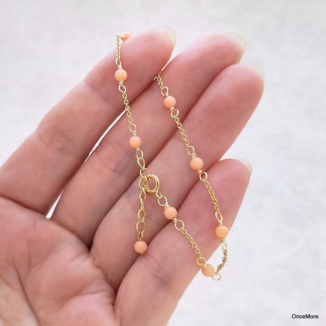 ピンクコーラルのステーションブレスレット | iichi 日々の暮らしを