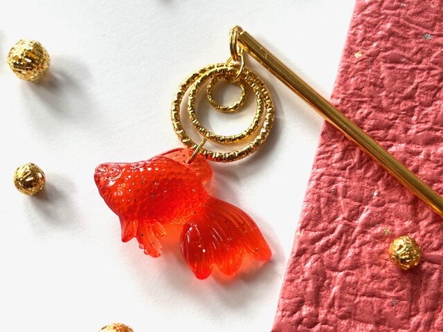 柄杓金魚簪（ひしゃくきんぎょかんざし） 柄杓金魚簪｜普段使いの簪・ヘアアクセサリーブランド［かんざし