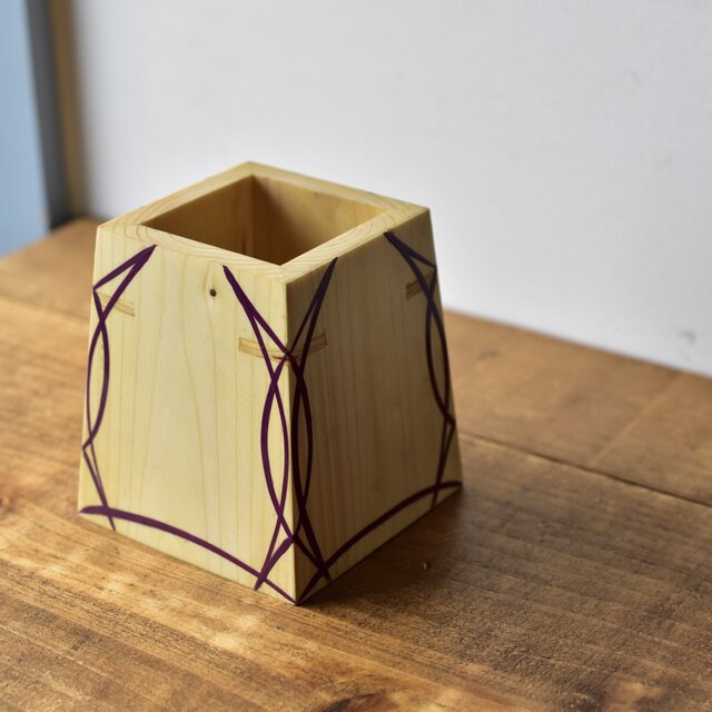 【 木工 】 ピンストラピング・ホワイトウッド・ペン立て 無垢材 オイル仕上げ ピンストライピング PINSTRIPE