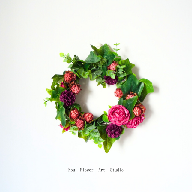 ピンクローズのアイビーリース20㎝《バラ》｜アーティシャルフラワーリース｜枯れない造花リース