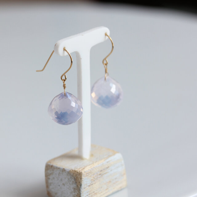 K18 スコロライト ピアス 〈オニオンカット〉 | iichi 日々の暮らしを