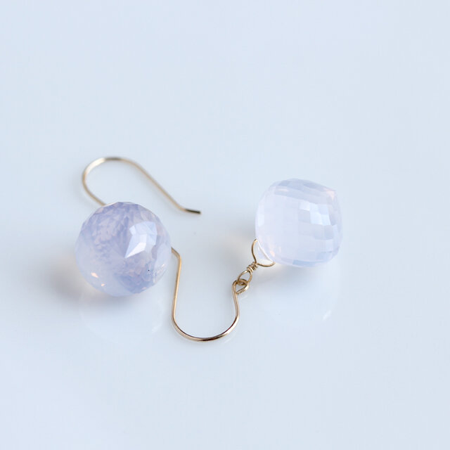 K18 スコロライト ピアス 〈オニオンカット〉 | iichi 日々の暮らしを