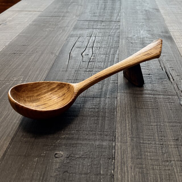 ナラ材のサーバースプーン