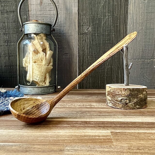 ナラ材のレードル お玉 ①