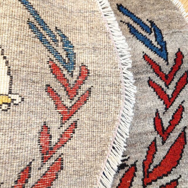 ペルシャ　アマレバフト　ミニマット　円形　39×39 ライトグレー　ライオン ペルシャ アマレバフト ミニマット 円形 39×39 ライトグレー ライオン